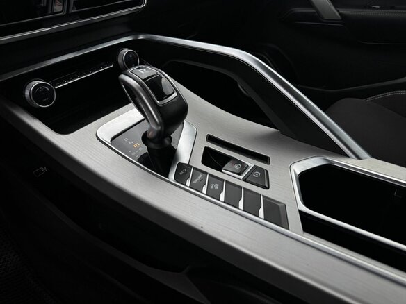 2022 Geely Coolray I, красный, 1080000 рублей - вид 12