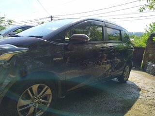 2017 Toyota Sienta II, коричневый, 1335000 рублей, вид 4