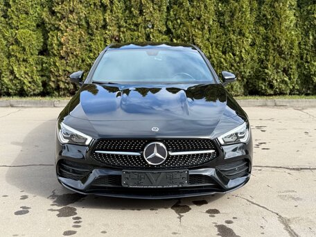 2020 Mercedes-Benz CLA 200 II (C118, X118), чёрный, 2990000 рублей, вид 2