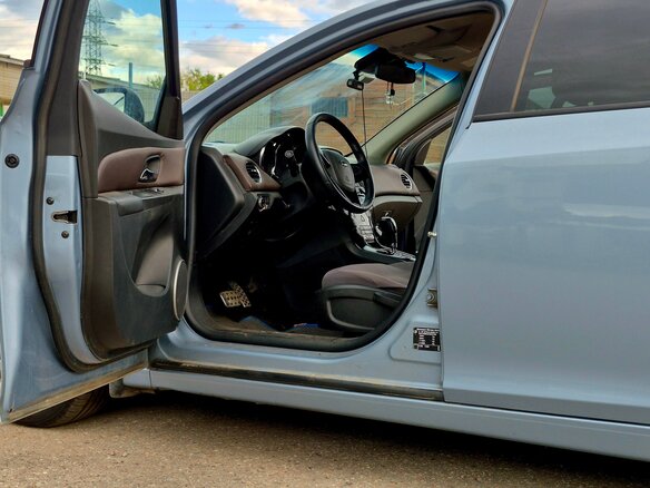 2012 Chevrolet Cruze I, серый, 625000 рублей - вид 15