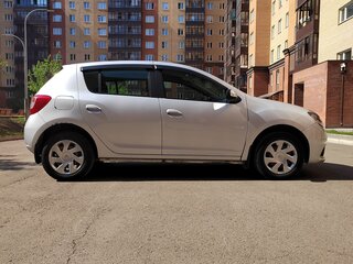 2015 Renault Sandero II, серый, 880000 рублей, вид 4
