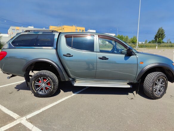 2007 Mitsubishi L200 IV, зелёный - вид 6