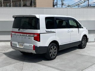 2022 Mitsubishi Delica D:5 I Рестайлинг, белый, 2900200 рублей, вид 5