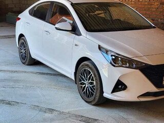2022 Hyundai Solaris II Рестайлинг, белый, 1850000 рублей, вид 4