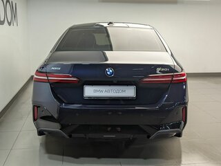 2026 BMW 5 серии 530i xDrive VIII (G60/G61/G68), чёрный, 10300000 рублей, вид 5