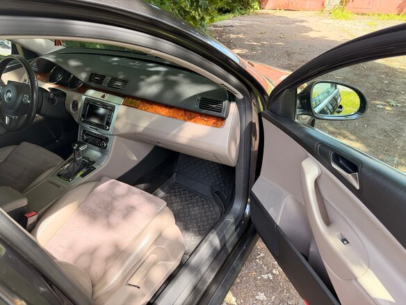 2010 Volkswagen Passat B6, коричневый - вид 8