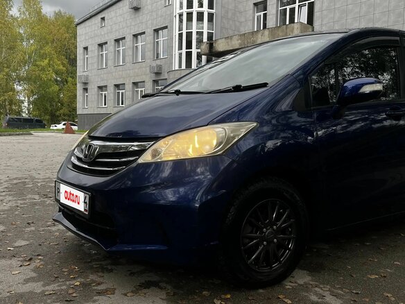 2011 Honda Freed I Рестайлинг, синий, 1000050 рублей