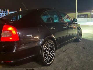 2012 Skoda Octavia II (A5) Рестайлинг, чёрный, 850000 рублей, вид 3