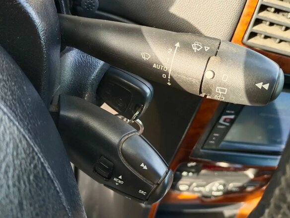 2003 Peugeot 307 I, серый, 210000 рублей - вид 8