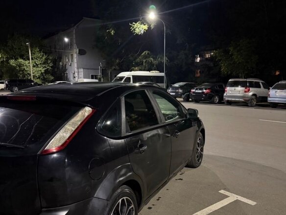 2010 Ford Focus II Рестайлинг, чёрный, 360000 рублей - вид 5