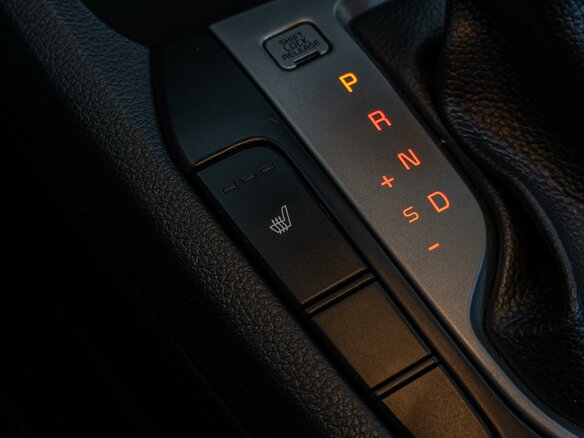 2019 Kia Cerato IV, серый, 1790000 рублей - вид 13