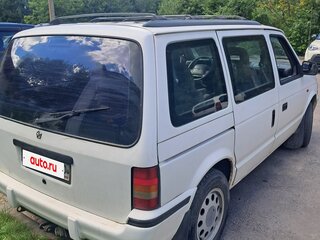 1992 Chrysler Voyager II, белый, 555000 рублей, вид 3
