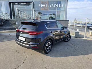 2021 Kia Sportage IV Рестайлинг, чёрный, 2500000 рублей, вид 5