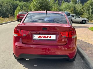 2013 Kia Cerato 6-speed II, красный, 760000 рублей, вид 5
