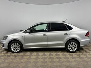 2017 Volkswagen Polo V Рестайлинг, серебристый, 1275000 рублей, вид 2