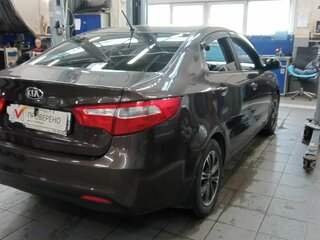 2014 Kia Rio 6-speed III, коричневый, 480000 рублей, вид 3