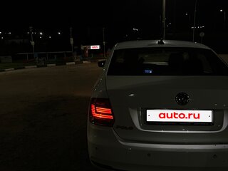 2018 Volkswagen Polo V Рестайлинг, белый, 900000 рублей, вид 5