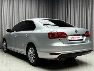 2012 Volkswagen Jetta VI, серебристый, 999000 рублей, вид 4