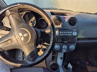 2004 Mitsubishi Colt VI (Z20/Z30), серебристый, 365000 рублей, вид 5