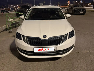 2018 Skoda Octavia III (A7) Рестайлинг, белый, 2040000 рублей, вид 4
