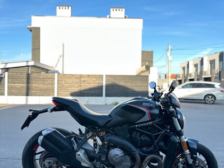 2020 Ducati Monster 821, чёрный, 899000 рублей, вид 3
