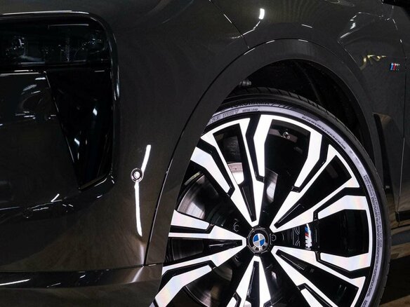 2026 BMW X7 40d I (G07) Рестайлинг, серый, 18490000 рублей - вид 5