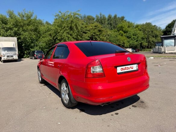 2012 Skoda Octavia II (A5) Рестайлинг, красный - вид 5