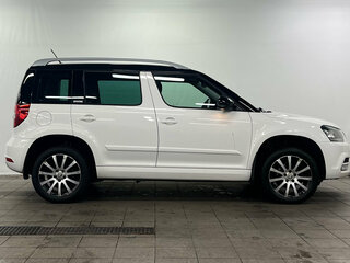 2015 Skoda Yeti I Рестайлинг, белый, 1120000 рублей, вид 3