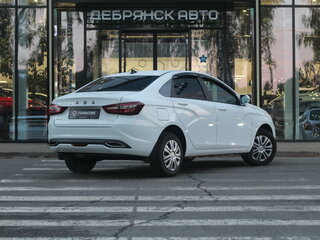 2025 Lada (ВАЗ) Vesta I Рестайлинг (NG), белый, 1550000 рублей, вид 2