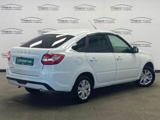 2023 Lada (ВАЗ) Granta I Рестайлинг, белый, 750000 рублей, вид 2