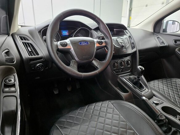 2013 Ford Focus III, белый, 899000 рублей - вид 10