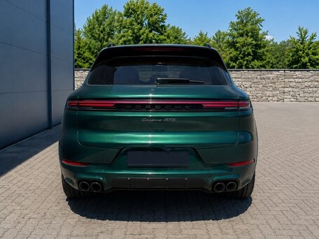 2026 Porsche Cayenne GTS III Рестайлинг, зелёный, 23100000 рублей, вид 3