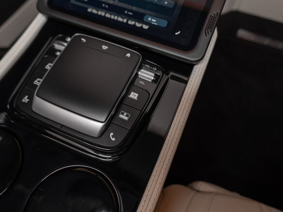 2025 Mercedes-Benz V-Класс Extra Long 300 d экстра длинный III (W447) Рестайлинг 2, чёрный, 36040000 рублей - вид 21