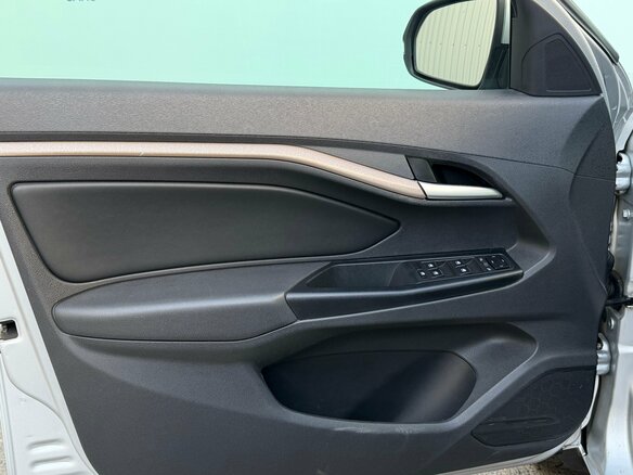 2017 Lada (ВАЗ) Vesta I, серебристый, 945000 рублей - вид 23