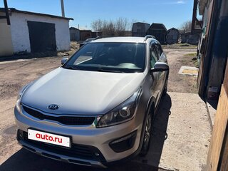 2019 Kia Rio X-Line IV, серебристый, 1720000 рублей, вид 5
