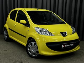 2008 Peugeot 107 I, жёлтый, 399900 рублей, вид 3