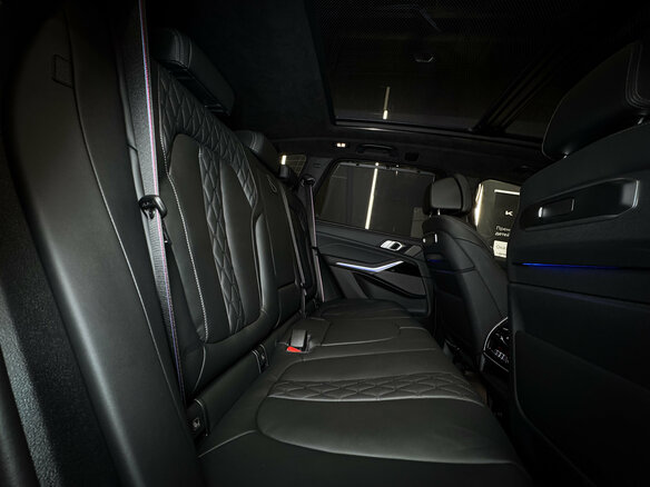 2025 BMW X5 40d IV (G05/G18) Рестайлинг, чёрный, 15600000 рублей - вид 19