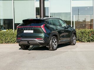 2024 Geely Atlas II, зелёный, 3070000 рублей, вид 2