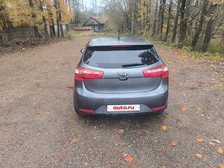 2013 Kia Rio 4-speed III, серый, 930000 рублей, вид 3