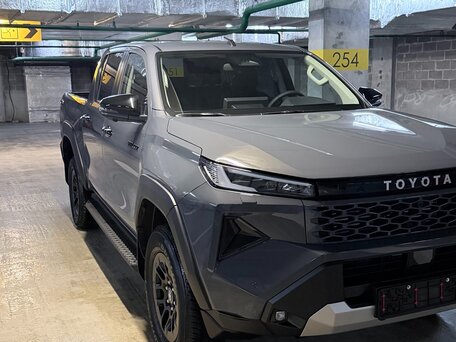 2026 Toyota Hilux IX, серый, 7550000 рублей, вид 3