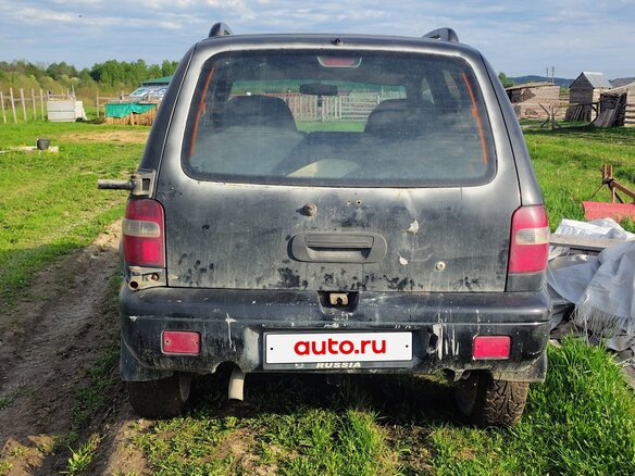 2004 Kia Sportage I, коричневый, 200000 рублей