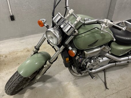 1994 Honda VF 750, зелёный, 500000 рублей, вид 1