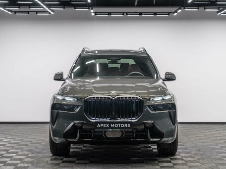 2026 BMW X7 40i I (G07) Рестайлинг, серый, 16990000 рублей, вид 5