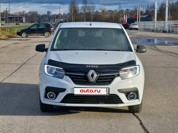 2018 Renault Logan II Рестайлинг, белый, 699000 рублей - вид 2
