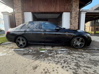 2018 Mercedes-Benz E-Класс 200 V (W213, S213, C238), чёрный, 4300000 рублей, вид 2