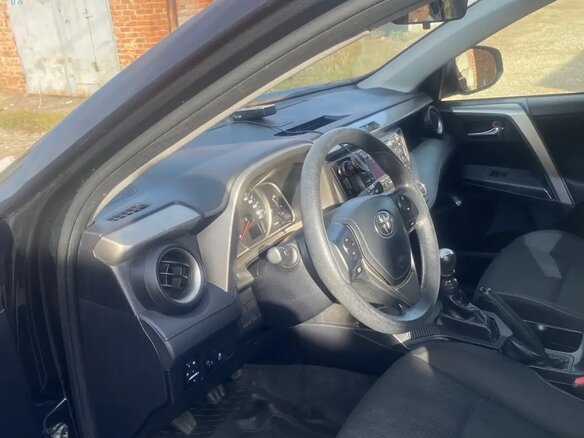 2014 Toyota RAV4 IV (XA40), чёрный, 1990000 рублей - вид 8
