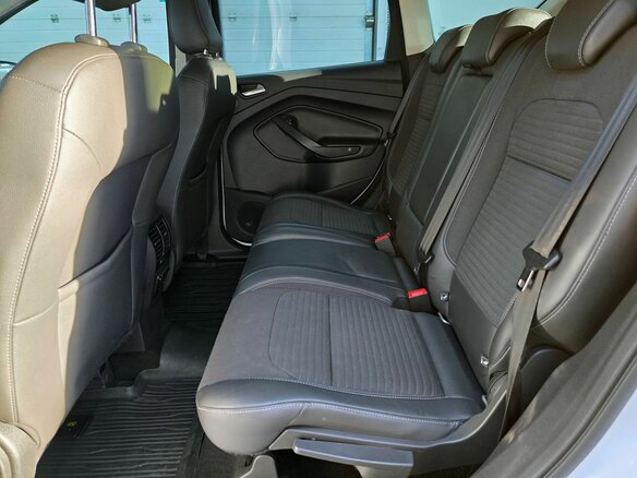 2017 Ford Kuga II Рестайлинг, белый, 1749000 рублей - вид 11