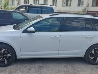 2018 Skoda Octavia III (A7) Рестайлинг, белый, 1850000 рублей, вид 2