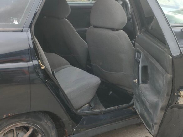 2007 Lada (ВАЗ) 2112, серый, 85000 рублей - вид 9