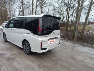 2016 Honda Stepwgn Spada V, белый, 1985000 рублей, вид 5